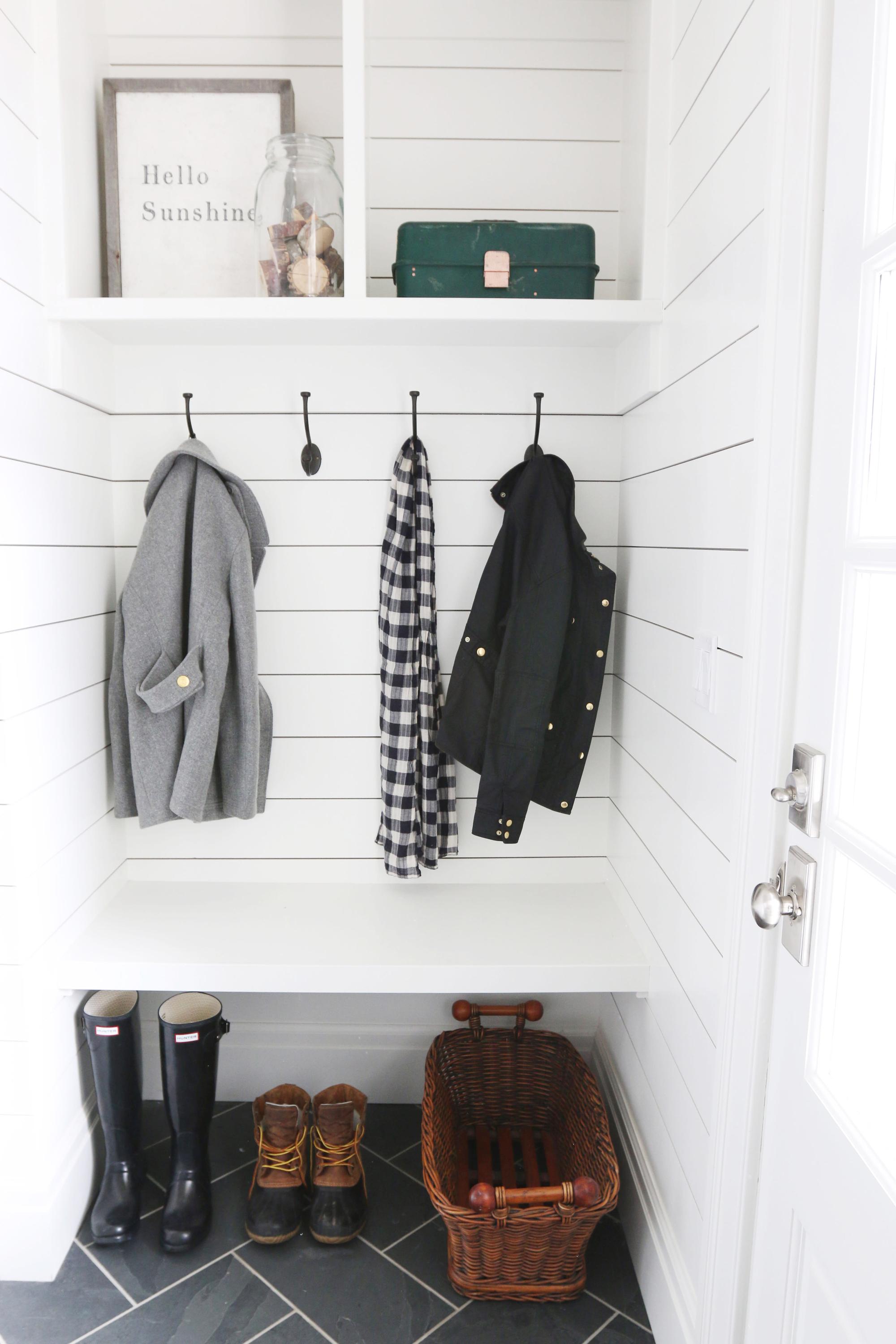 Mudroom pre-painted shiplap image Metrie Complete